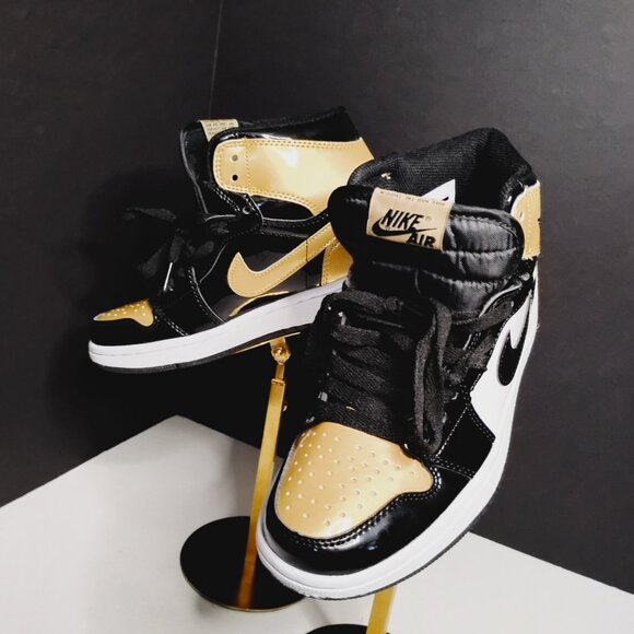 Women Nike Air Jordan 1 High Top Reto Size 5.5 OG NRG 'Gold Top 3' - Picture 13 of 14
